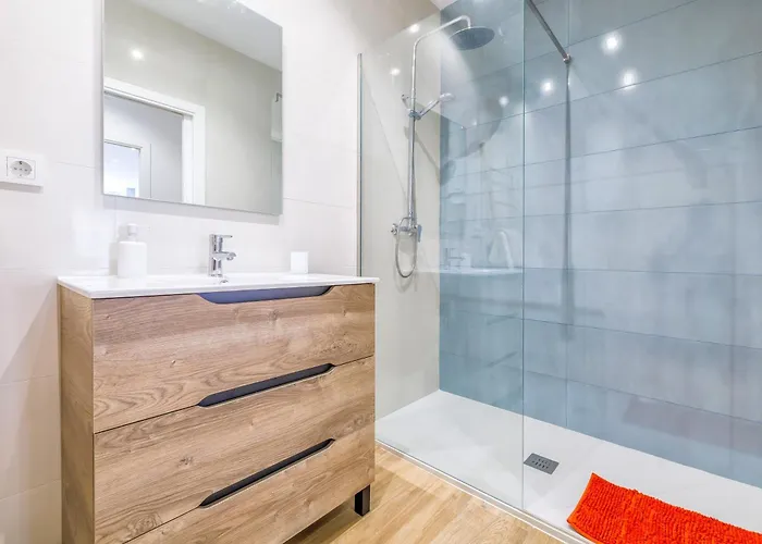 New Lofts Boutique Center *